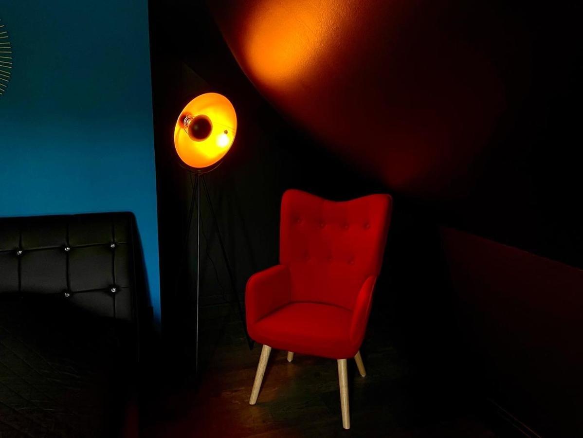 Loveroom Avec Spa Privatif Plelo Экстерьер фото